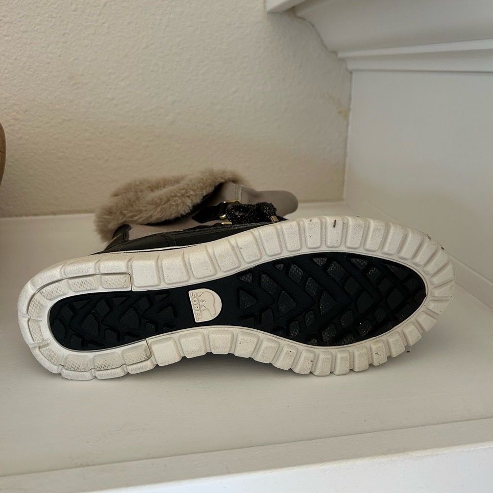 Womens Sorel boots - Picture 4 of 5